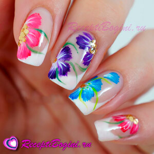 Фото: Дизайн ногтей к 8 марта с цветами - васельки